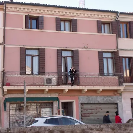 Al Ponte Della Scalinata Apartment *