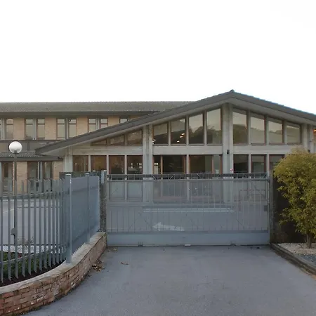 Al Ponte Della Scalinata Apartment